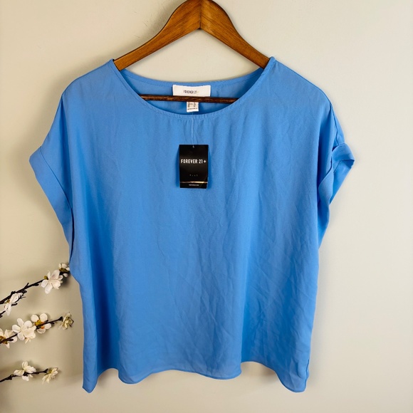 Forever 21+ Cuffed Sleeve Blouse NWT Size 1X - Picture 2 of 4